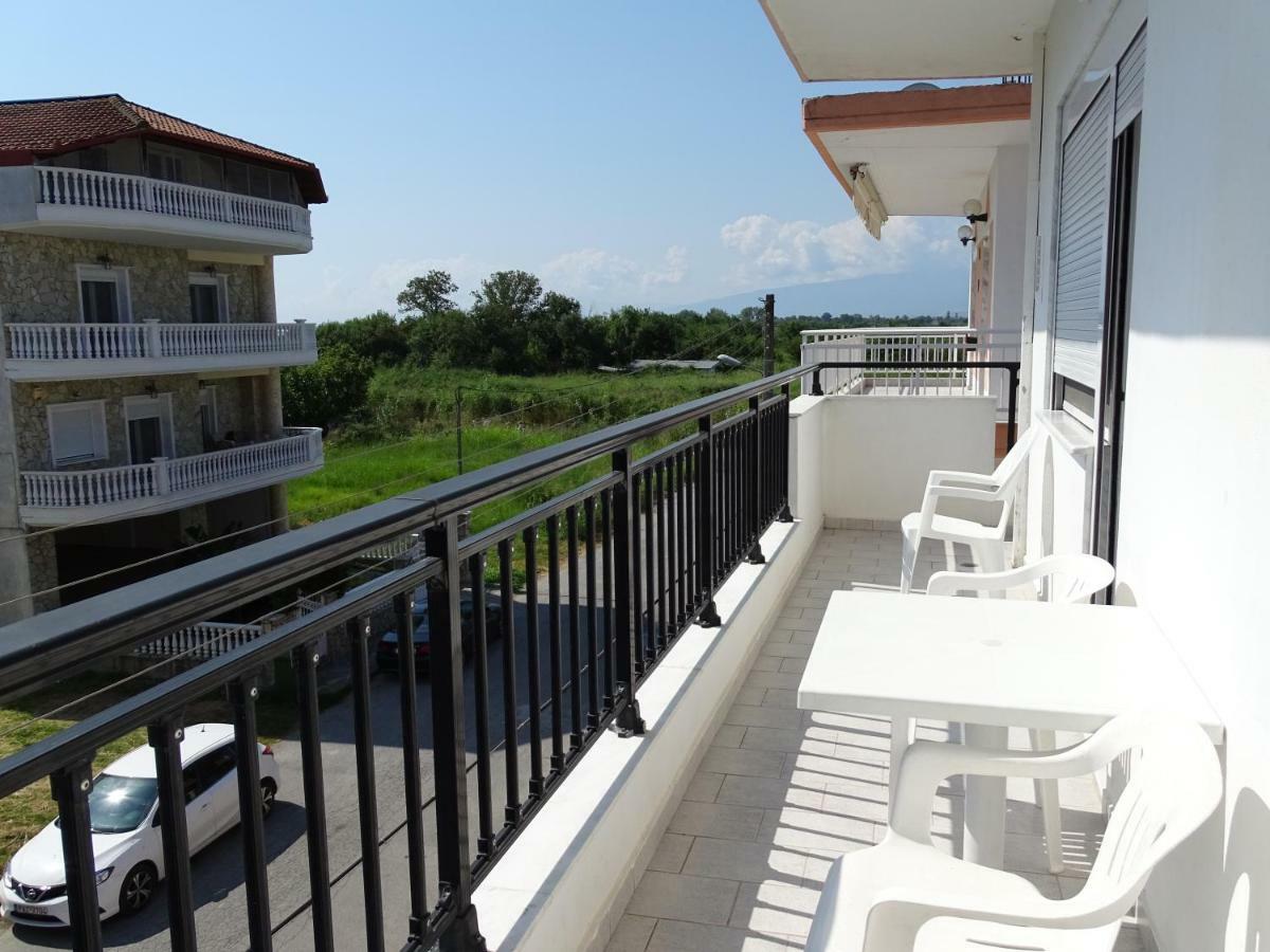 Socrates Apartments Olympiakí Aktí Luaran gambar