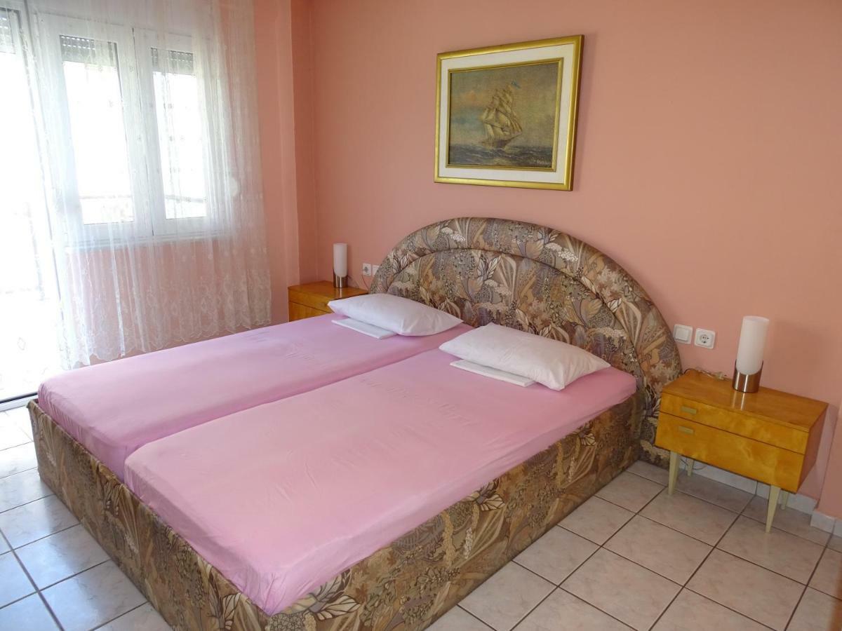 Socrates Apartments Olympiakí Aktí Luaran gambar