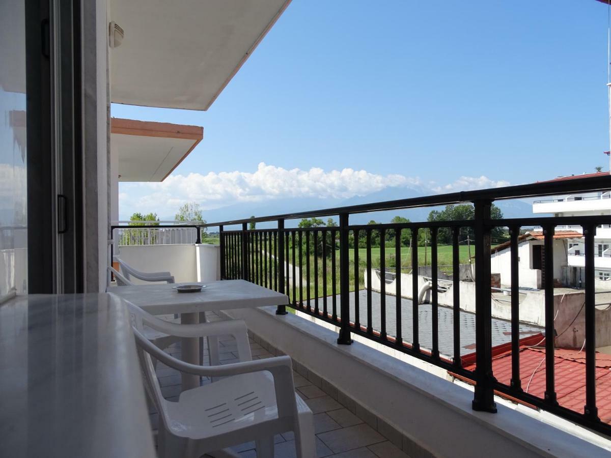 Socrates Apartments Olympiakí Aktí Luaran gambar