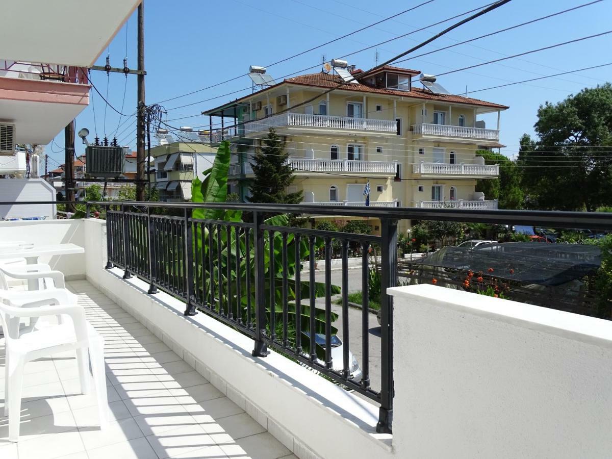 Socrates Apartments Olympiakí Aktí Luaran gambar