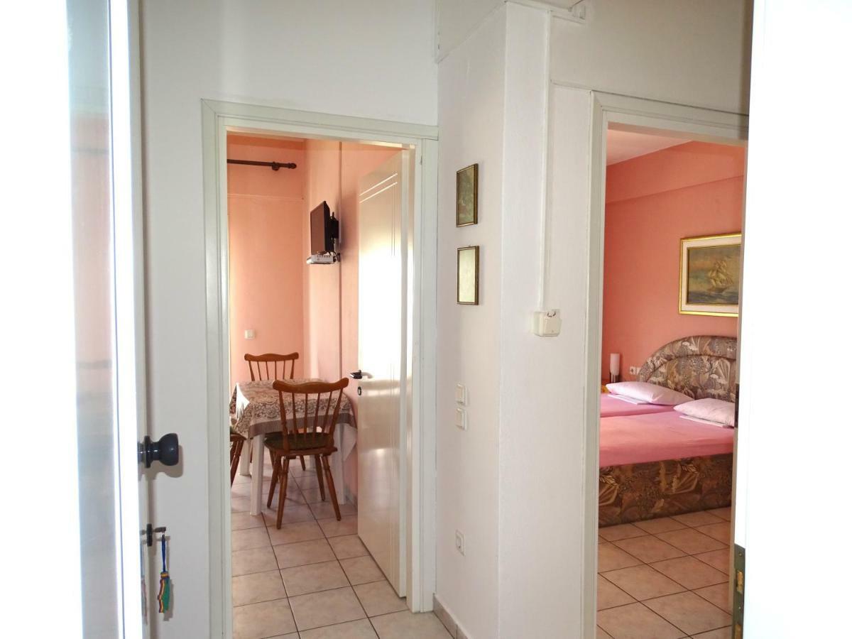 Socrates Apartments Olympiakí Aktí Luaran gambar